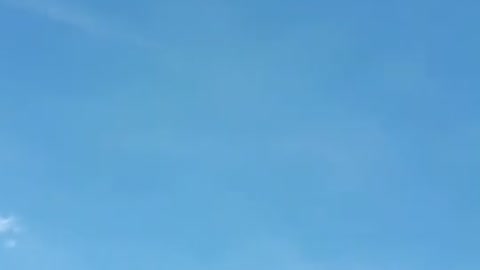 Himmel in Berlin am 20. Mai 2022 etwa 12:20 Uhr