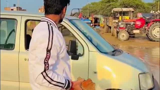 😂😂have a look to my ninja technique khud ko bachne ki😂 #comedy #youtubeshorts #funny #funnyvideos