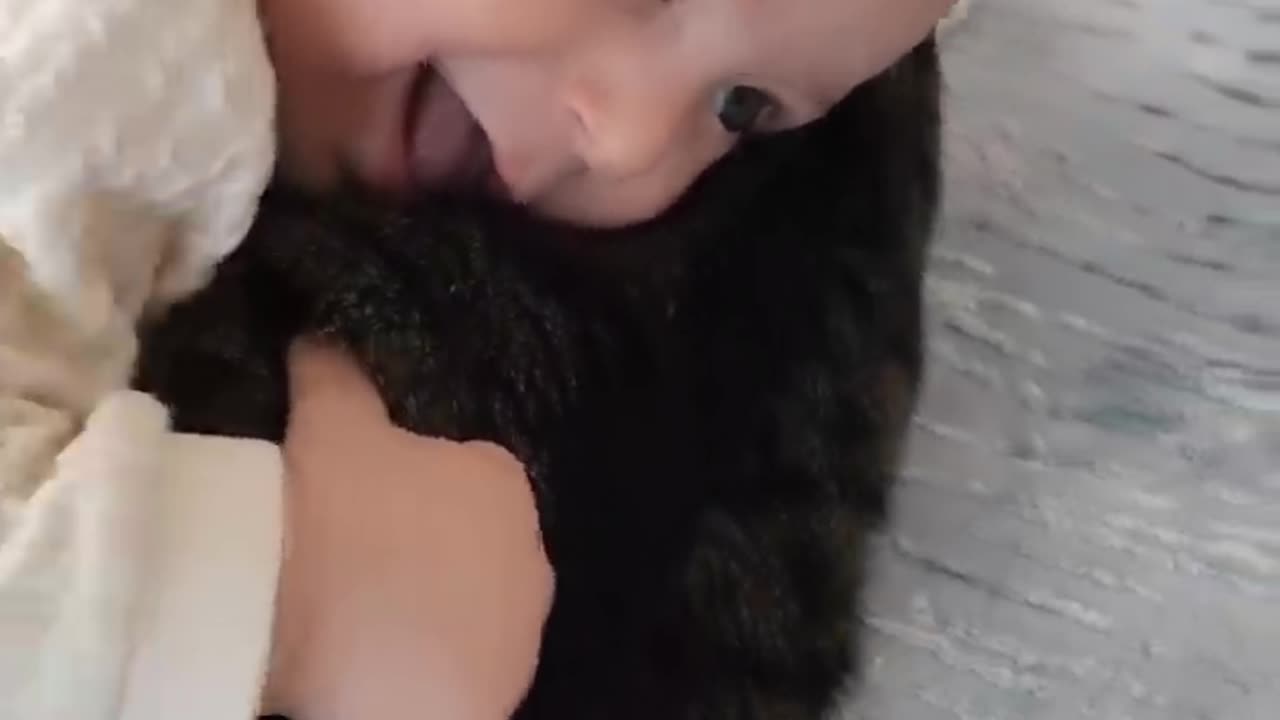 Cute Baby & cute Cat