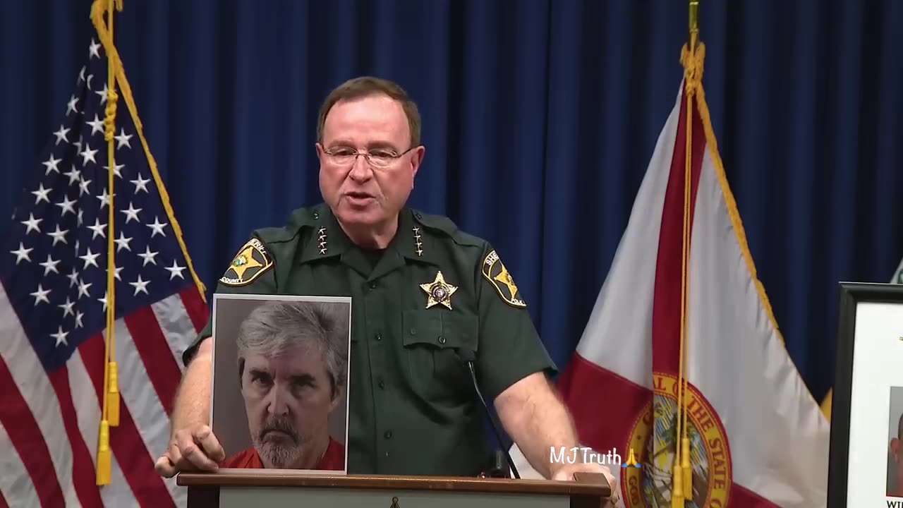 Polk County Florida Sheriff Grady - Stefan Young - 3 Counts of Child Pornography - Took Pictures of Naked Children