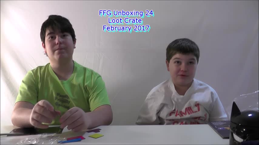 FFG Unboxing 24 Loot Crate February 2017