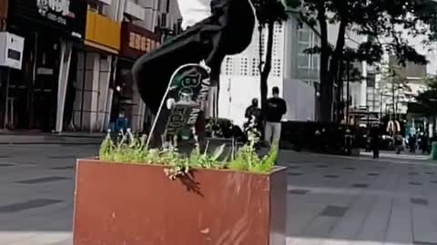 This skateboard technology is awesome