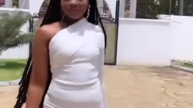 zuchu aonyesha mimba yake na diamond platinumz
