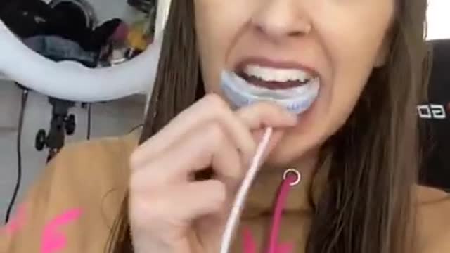 xxbaileyhunter tries out the at-home teeth whitening kit by Ghost White