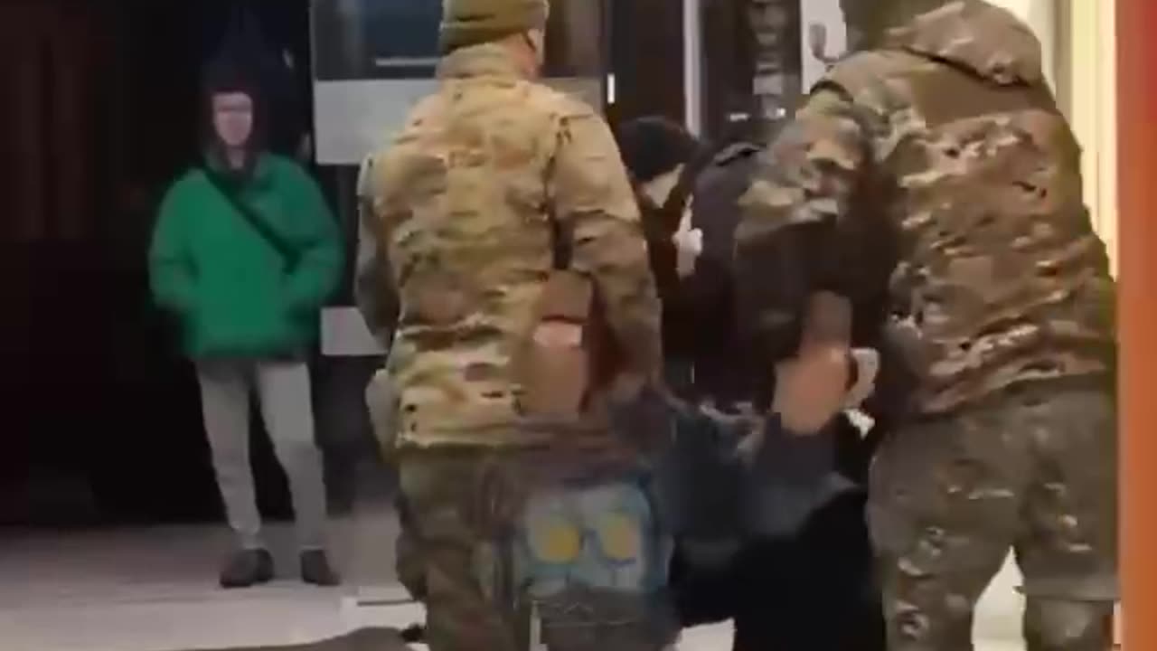 Forced recruiting in Lvov, Ukraine