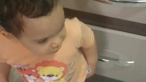 baby dancing