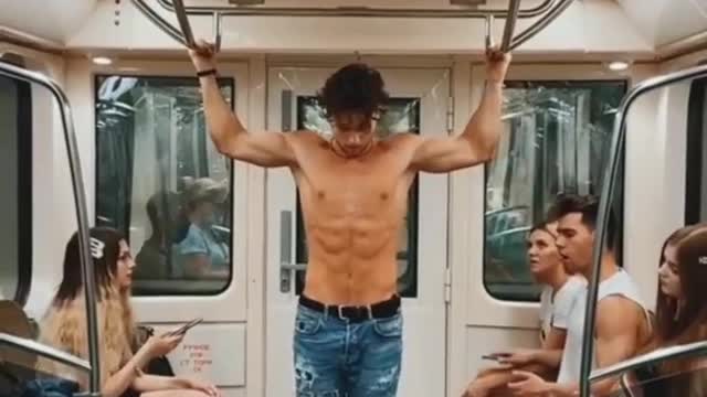 American bodybuilder prank videoš„ #Shorts
