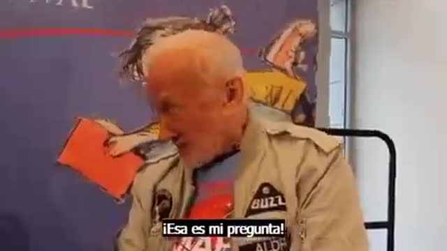 RESPUESTA DEL "ASTRONAUTA" BUZZ ALDRIN A UNA NIÑA, ESTE VÍDEO ES PARA INTELIGENTES.