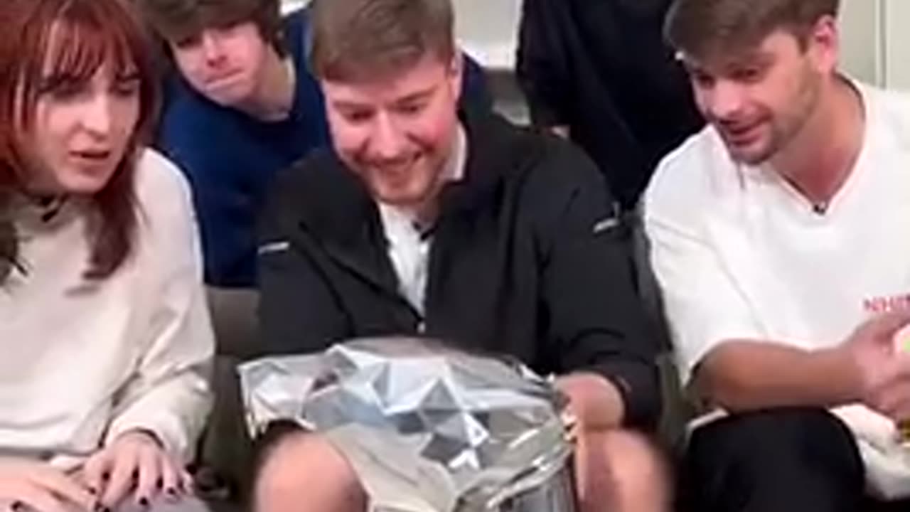 Unboxing My 200M Subscriber Play Button