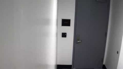 6144RHOBG2G201ABStairwayLobbyEntry_2021-01-06_01h40min01s420ms.mp4