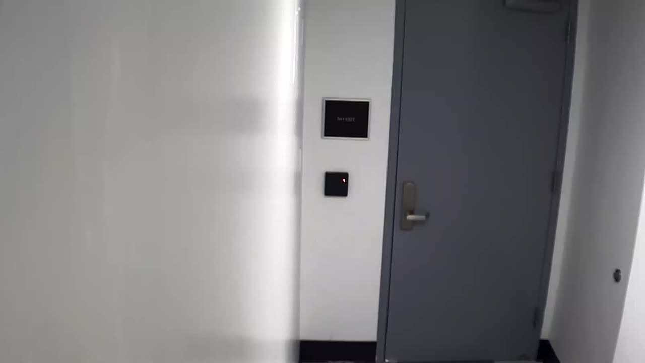 6144RHOBG2G201ABStairwayLobbyEntry_2021-01-06_01h40min01s420ms.mp4