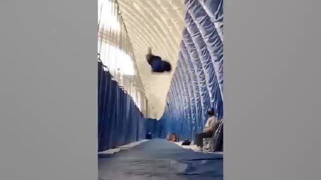 It doesn't make your friends laugh