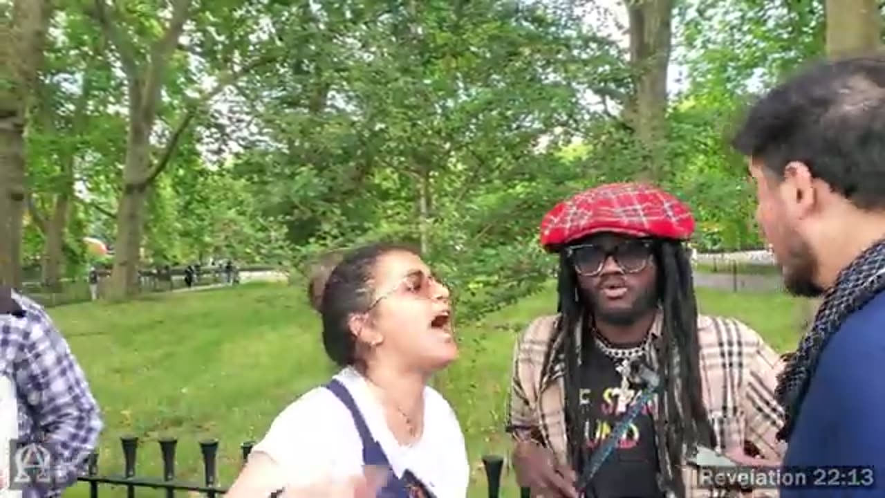 Speakers Corner - Muslims Can't Handle Christian Ex Muslim Iranian Lady - ft Sheikh Yabooti