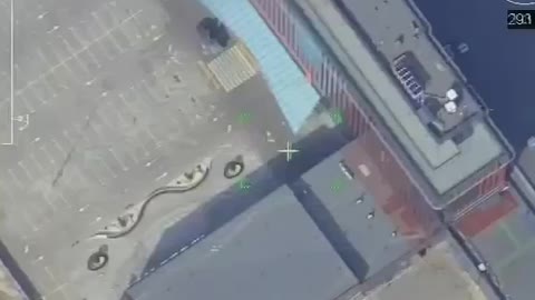Russian video bombing a mall