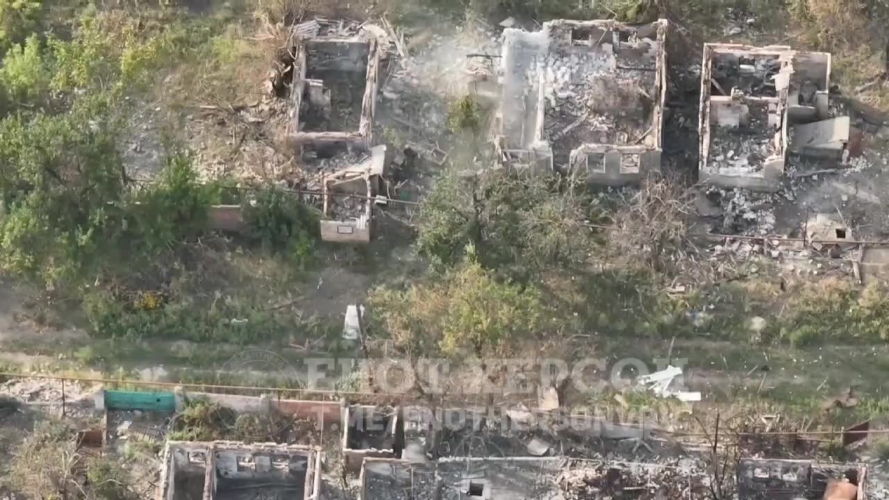 Paratroopers Clear a Ukrainian Stronghold in Chasov Yar