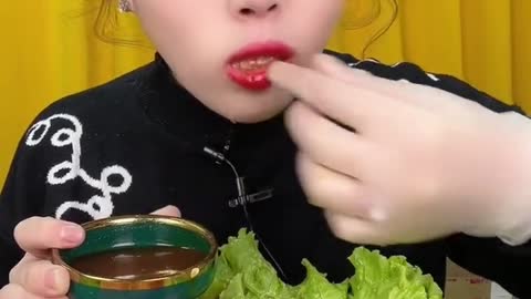 ASMR MUKBANG CHINESE EATING SALMON