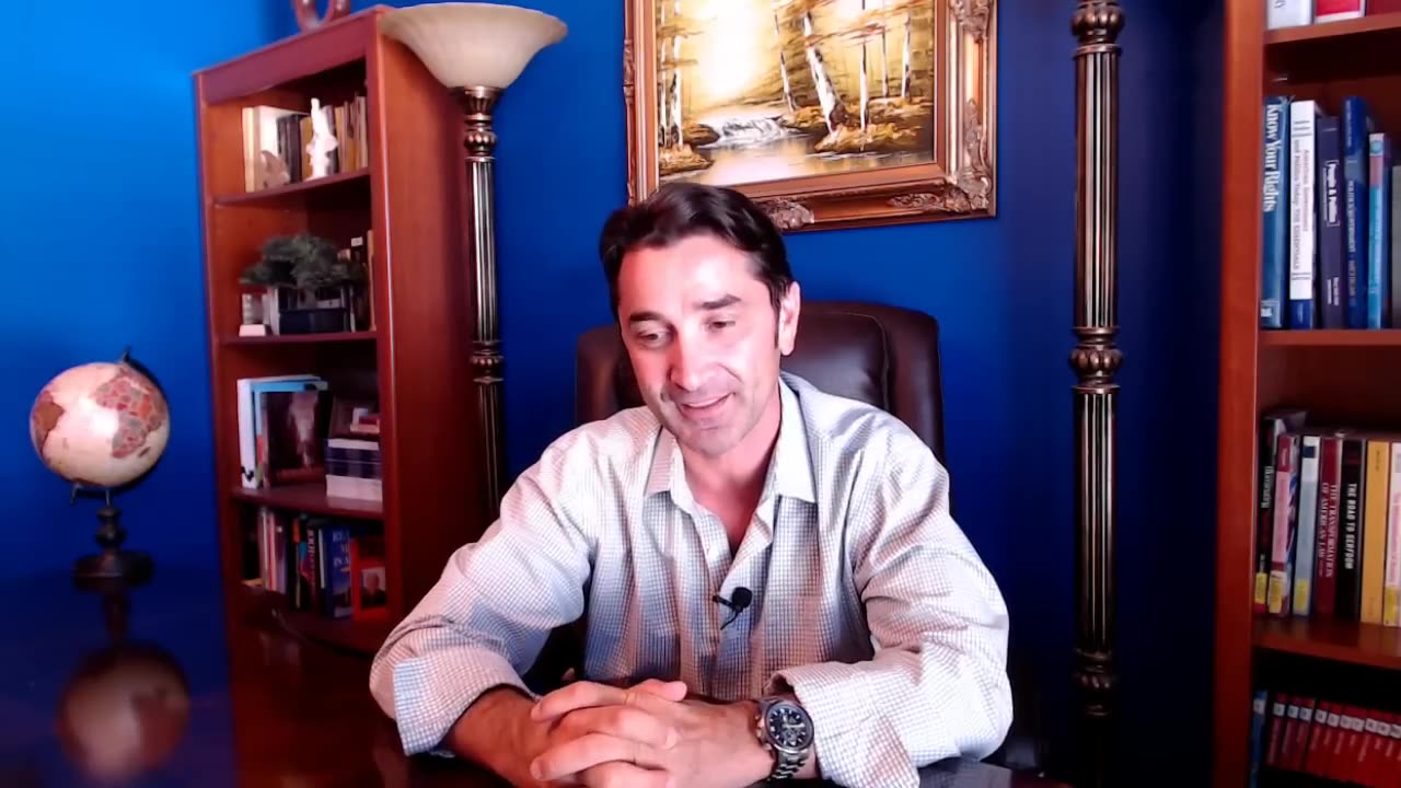 Poland creeping into Ukraine territory Polish currency, Zlotys, circulate in west Ukraine allegedly