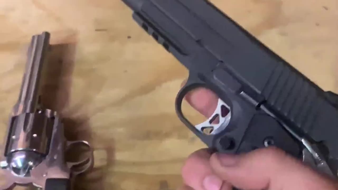 Concealed Carry Pistol Choice For Summer!