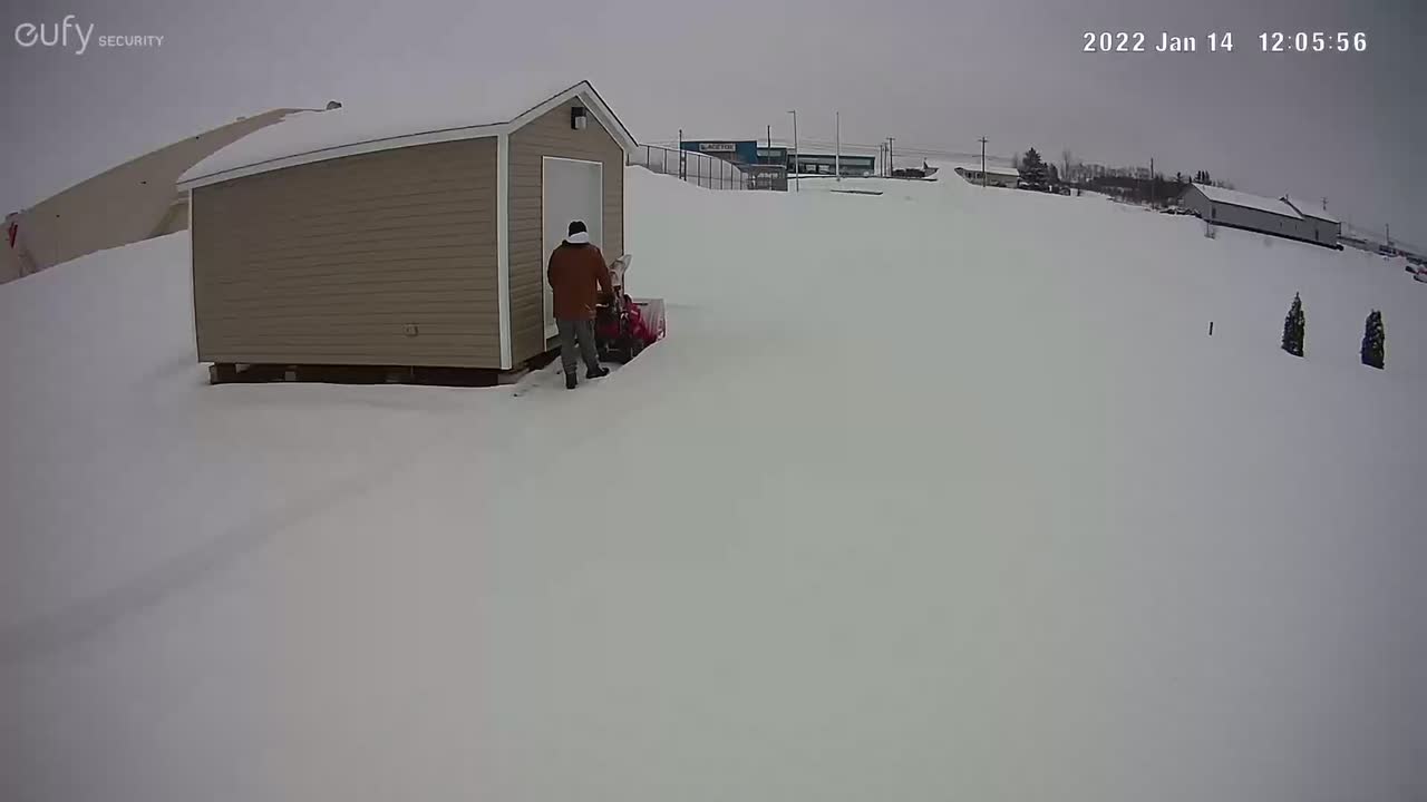 More backyard snow clearing