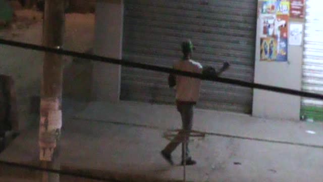 ESTA ES LA JUVENTUD DE AHORA ESTA PERDIDA EN LA DROGA.