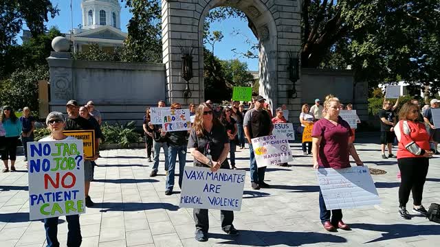 Sept 25, 2021 Nurses Protest Vax Mandate with Silent Stand in front of state house