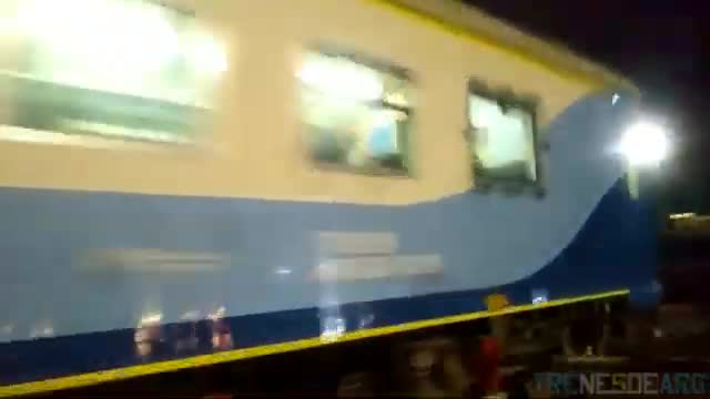 Loc G26 HCW (1000) A cargo del 563 a junin + Cruzada con local a Retiro