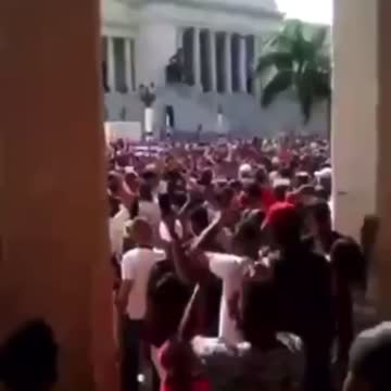 Storming the el-Capital?