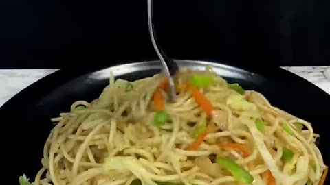 Hakka noodles