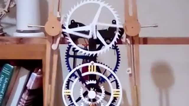 Wooden Clock : on a testing rig