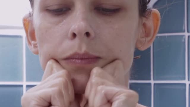 how to maintain your face for dry skin tone for women