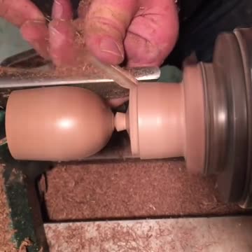 Making a small goblet 👌