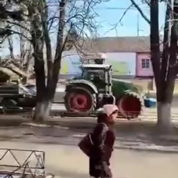 Ukraine Russia farmers steal Russian military vehicles