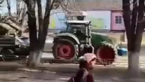 Ukraine Russia farmers steal Russian military vehicles