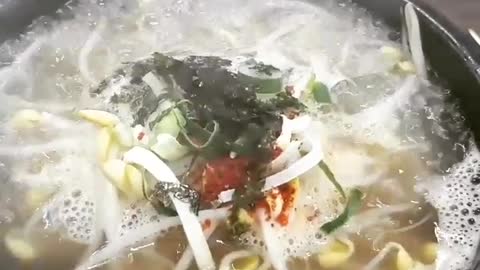 Korean food, bean sprout rice soup