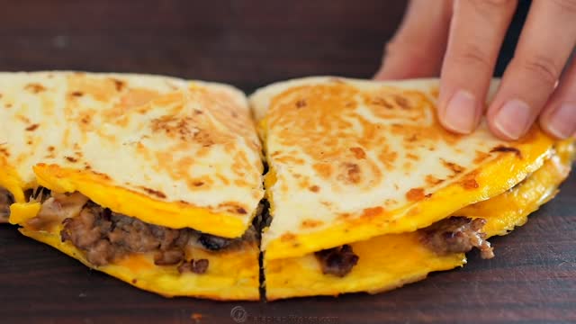 BREAKFAST QUESADILLAS - 3 Easy Ways