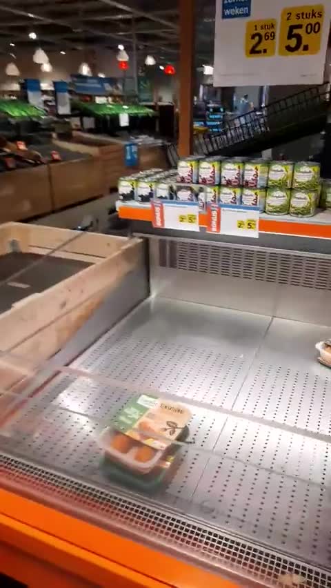 No Farmers, No Food: Holland grocery store shelves empty (July 5, 2022)