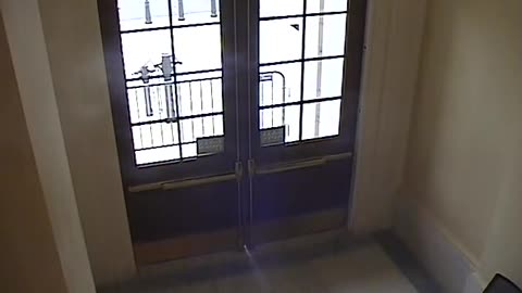 3443CHOB02CH12NRotundaExit_2021-01-06_13h40min01s153ms.mp4