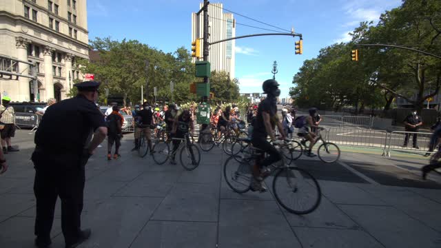 Brooklyn Bridge protest against police brutality