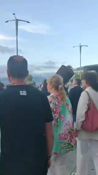 MANIFESTACIÓN EN VIGO A FAVOR DE NUESTRA LIBERTAD Y DERECHOS CONSTITUCIONALES