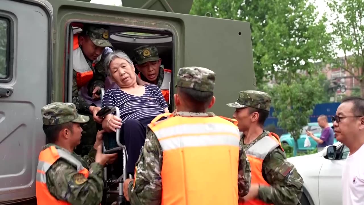 Beijing evacuates more flood-affected residents