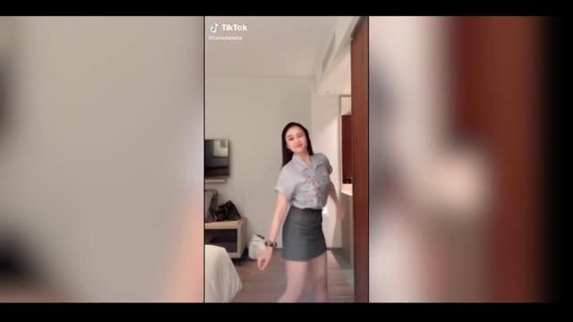 girls sexy dancing