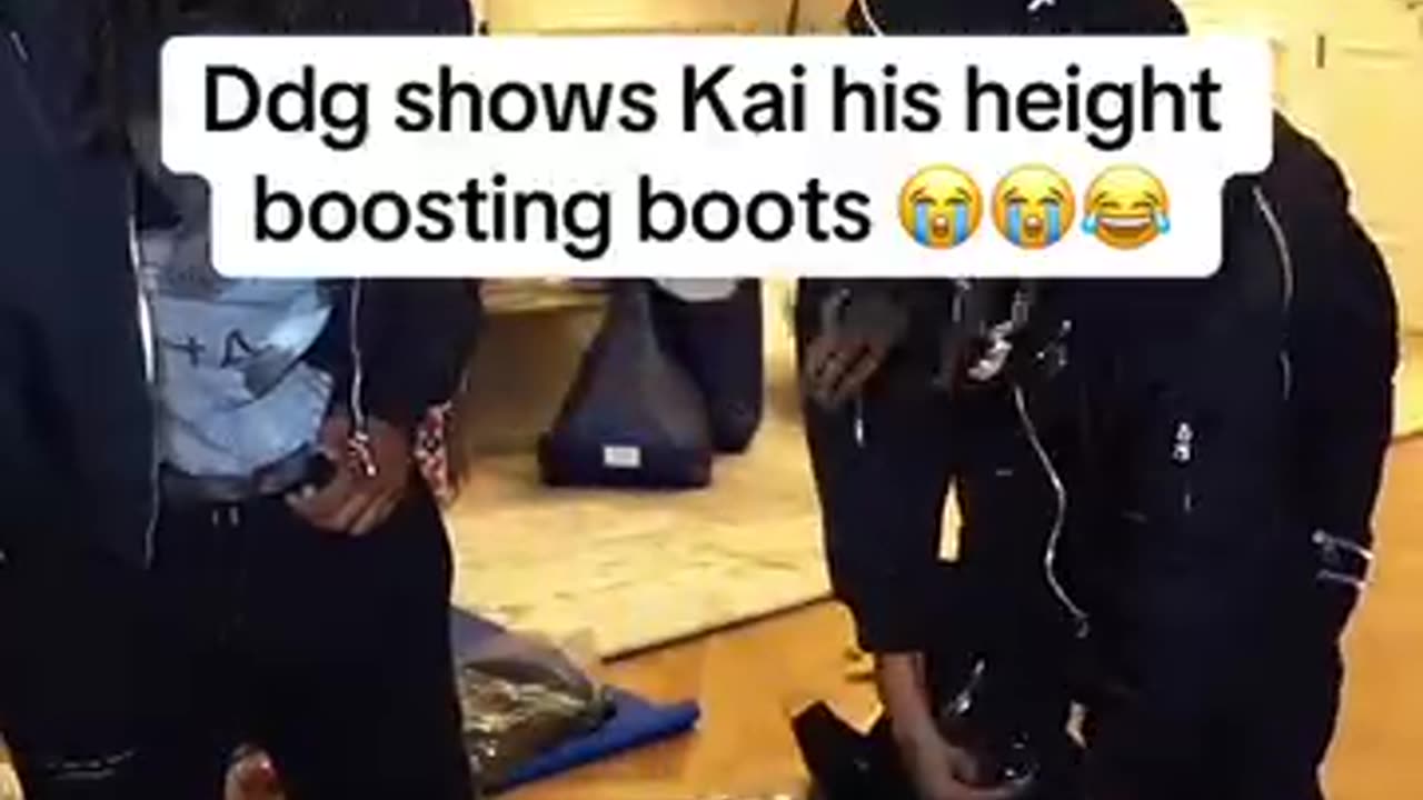 Ddg shows Kai cenat his height boosting boots