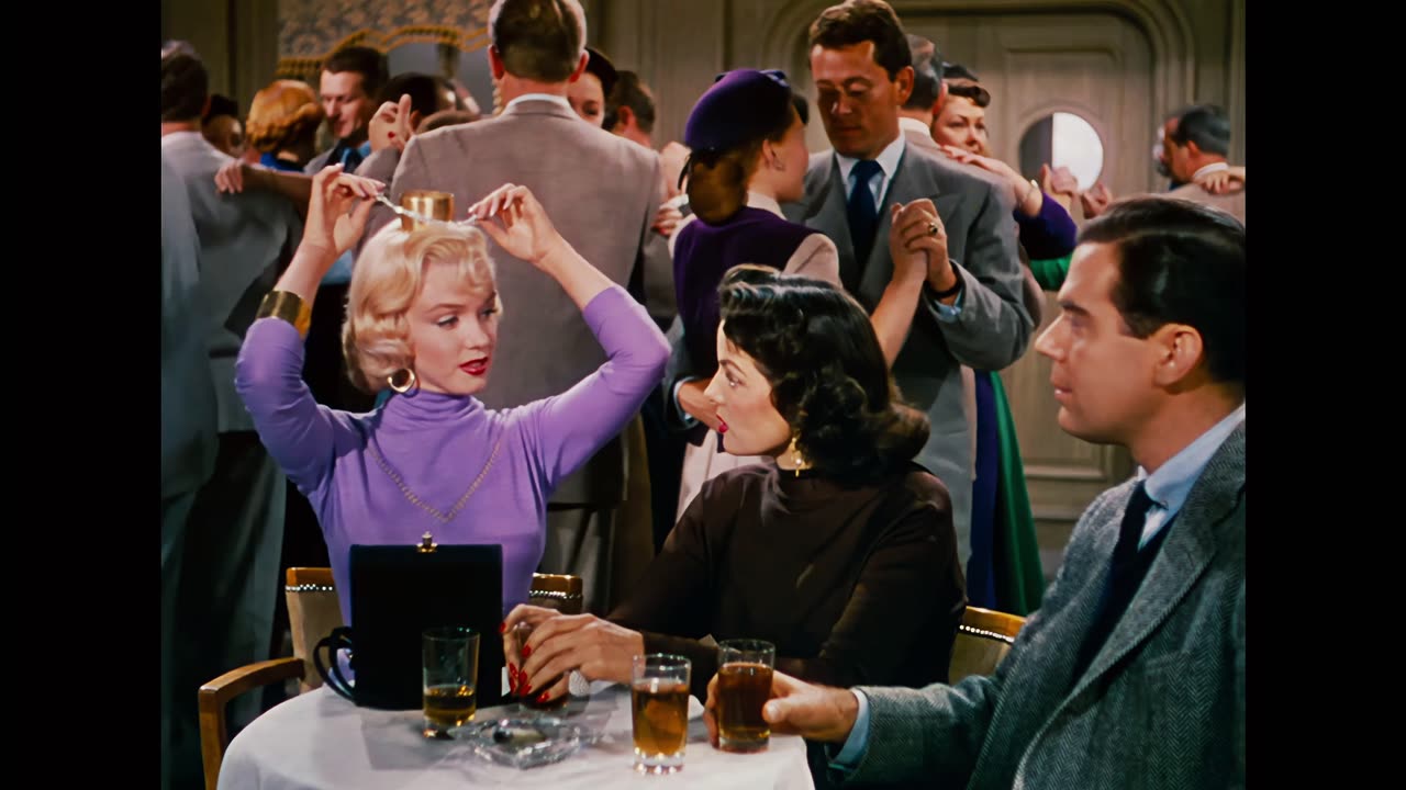 Marilyn Monroe Gentlemen Prefer Blondes 1953 It's a Tiara scene remastered 4k