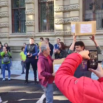 Bolzano, Italy: Protests Erupt Oct. 15th, 2021 as all workers required to show health pass to work