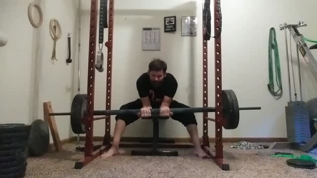 Axle Bar Wrist Curl