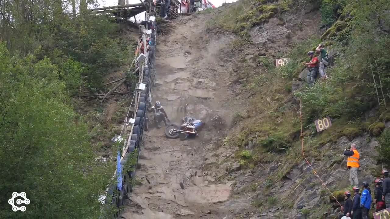 Moto bike to climb the top