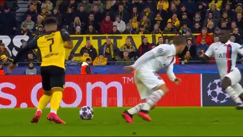 Extraordinary soccer moves in 2020 [ Best Futball ]