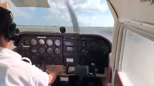 CHECK THIS OUT___Cessna 172 Crashes During Landing