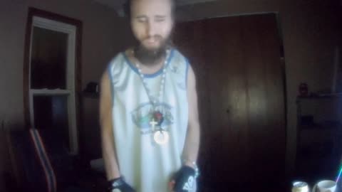 [Cyraxx Youtube 2023-2-6] U AINT CHARGING ME MONEY !!!!!!