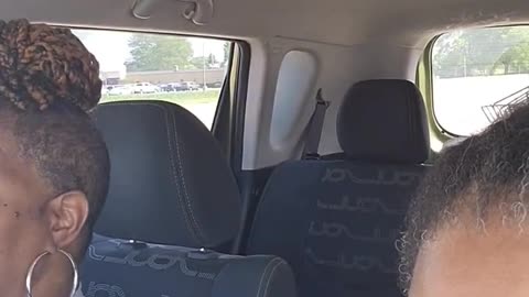 Stranger man scolds a little boy #jokeoftheday